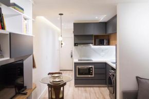 Duplex minimalista de sonho no coração dos Jardins